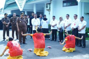 Kawal Dana Desa, Kajati Sulbar Terjun Langsung ke Majene, Ini yang dilakukan