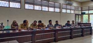 Sejumlah Pengusaha Beras dan Gabah Datangi Kantor DPRD Wajo