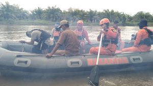 Warga Menduga Korban di Sungai Barakkang Diterkam Buaya