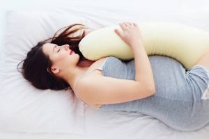 Ibu Hamil dan Posisi Tidur yang Sehat