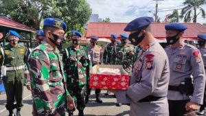 HUT TNI ke-75, Brimob Parepare Silaturrahmi ke Markas TNI