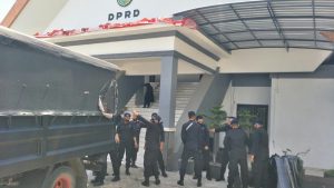 Brimob Parepare Siaga di Kantor DPRD, Antisipasi Aksi Unras susulan