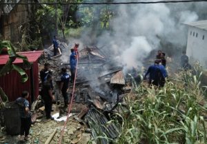Nenek 85 Tahun yang Tinggal Seorang Diri di Bone, Rumahnya Hangus Dilalap Api