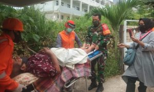 Salut, Serka Suyuti Babinsa Bumi Harapan Bantu Warganya, Begini Caranya