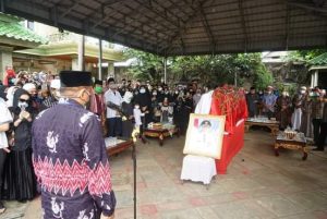 Bupati Bone Pimpin Upacara Pemakaman Almarhum A.M. Idris Galigo