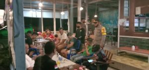 Polres Pasangkayu Melaksanakan Operasi Yustisi di Cafe-Cafe