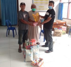 177 Pengungsi dari Malunda dan Mamuju di Kelurahan Banggae, Terima Bantuan dari Istana Negara