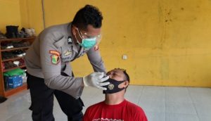 Gejala Demam, Flu dan Batuk, Dua Personil Polres Pasangkayu Jalani Rapid Antigen