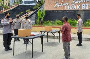 Korban Gempa Sulbar Ucapkan Terimakasih untuk Kapolri