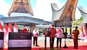 Presiden Jokowi Resmikan Bandara Buntu Kunik Mengkendek di Toraja