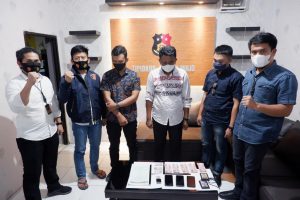 Peras Kepala Desa di Wajo, Tiga Oknum LSM di OTT Polisi