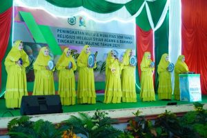 Sejumlah Remaja Masjid dan Majelis Taklim Ramaikan Festival Marawis dan Qasidah Rebana di Majene