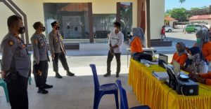 Kapolres Pasangkayu Pantau Vaksinasi Covid-19 di Baruga Panaluang