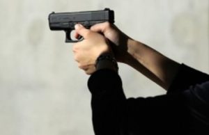 Miris, Oknum Polisi Berpangkat Bripda Tembak Seorang Perempuan di Pekanbaru