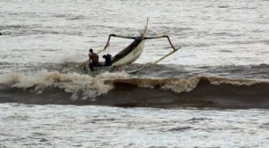 Cuaca Buruk, Seorang Nelayan di Leba-leba Majene Dikabarkan Hilang Saat Cari Ikan