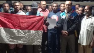 Pentolan Teroris OPM Papua Alex Hamberi Dkk Menyerahkan Diri