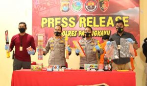 Polres Pasangkayu Sita Puluhan Dos Petasan dan Miras Cap Tikus