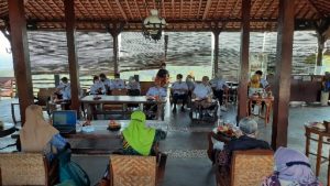 Ditjen PPKTrans Gandeng UGM Siapkan Modul Calon Transmigran