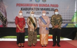 Sutinah Suhardi Dikukuhkan Sebagai Bunda PAUD Mamuju