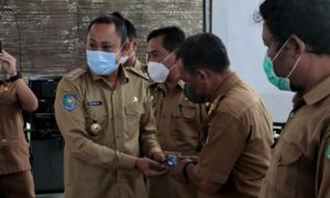 Ado Masud Sebut Layanan Daring Adminduk Disdukcapil Mamuju Langkah Maju