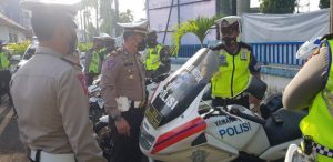 Kasat Lantas Cek Kendaraan Dinas Satlantas Polres Parepare