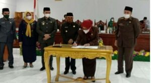 DPRD Majene Tandatangani Kesepakatan KUA-PPAS APBD 2022