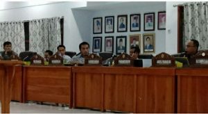 Rapat Banggar DPRD Bersama TAPD Majene Berjalan Alot