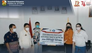 Anggota DPR RI Eva Stevany Beri Bantuan PIP kepada Pemkab Torut