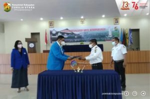 UKIP-Pemkab Torut Teken Kerjasama Tri Darma Perguruan Tinggi dan Pendampingan
