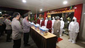 Peringati Hari Pahlawan, Kapolri: Berjuang dan Bersatu Padu Bangkit di Tengah Pandemi Covid-19