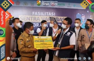 Sandiaga Uno Fasilitasi Sentra Vaksin di Toraja Utara