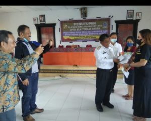 Tutup Pelatihan Menjahit dan Salon, ini Harapan Bupati Toraja Utara