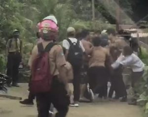 Viral, Sekelompok Siswa Berseragam Pramuka di Mamuju Tawuran di Jalanan