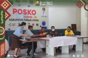 Bupati Toraja Utara Terima Tunggakan Ganti Rugi Pekerjaan Jalan Barana’- Pangli Tahun 2017