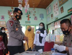 Brimob Parepare Datangi SD Negeri 12 Kota Parepare, Ada Apa?