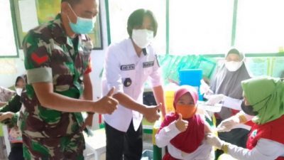 Pemdes Mattampa Walie Gelar Vaksinasi Siswa di SD Inpres 12/79 Mare