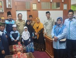 Wabup Pinrang Alimin Lepas Peserta FASI XII ke Sumatera Selatan