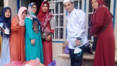 Patut Ditiru, Alumni 94 SMAN 1 Majene Berbagi Paket Ramadhan ke Kaum Dhuafa