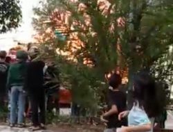 BreakingNews: Kebakaran di Veteran Selatan Makassar, Puluhan Toko Dilalap Api