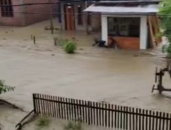 Cerita Sarjani Sambil  Tahan Tangis, Rumahnya Hanyut Terbawa Banjir di Malunda