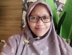 Potret Pembajakan dan Perusakan Generasi