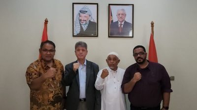 Fasilitasi Penyerahan Ambulans untuk Palestina, Teguh Santosa: Solusi Dua Negara Paling Pas, Tapi Masih Banyak Pekerjaan Rumah