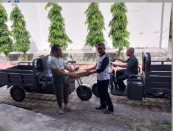 Baru, Operasional Kantor Pemerintah Aceh gunakan becak listrik