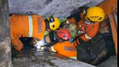 korban terjepit truk mamuju