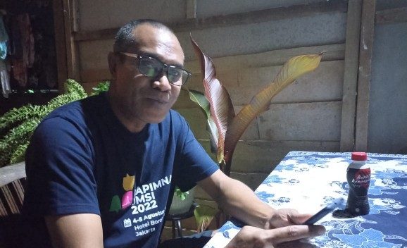 Pemimpin Redaksi porostimur.com, Dino Umahuk