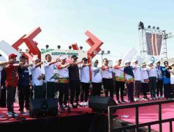 HUT ke-19, Ribuan Masyarakat Sulbar Padati Anjungan Manakarra