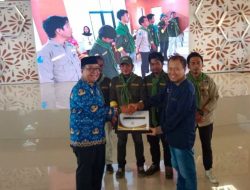 418 hari Berlayar dengan Sandeq, Tim Ekspedisi FT UMI Makassar Diterima Sekprov Sulbar