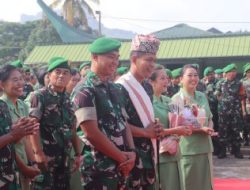 Acara Tradisi Penyambutan Pejabat Baru Dandim 1414/Tator