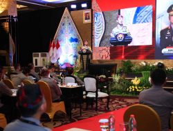 Kadiv Humas Polri Beri Penghargaan ke 7 Anggota dengan Nilai Sertifikasi Kompetensi Terbaik