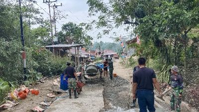 Rabat Beton Jalan Program TMMD Ke-121 Yang di Laksanakan Oleh Kodim 1414/Tator Kini Hampir Rampung